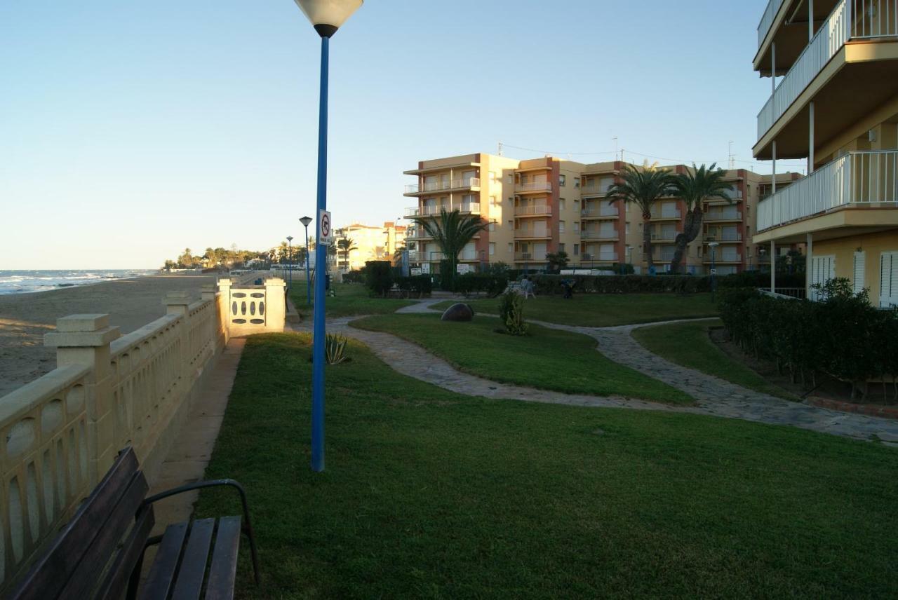 Apartamento Primera Linea De Mar Dénia Exterior foto